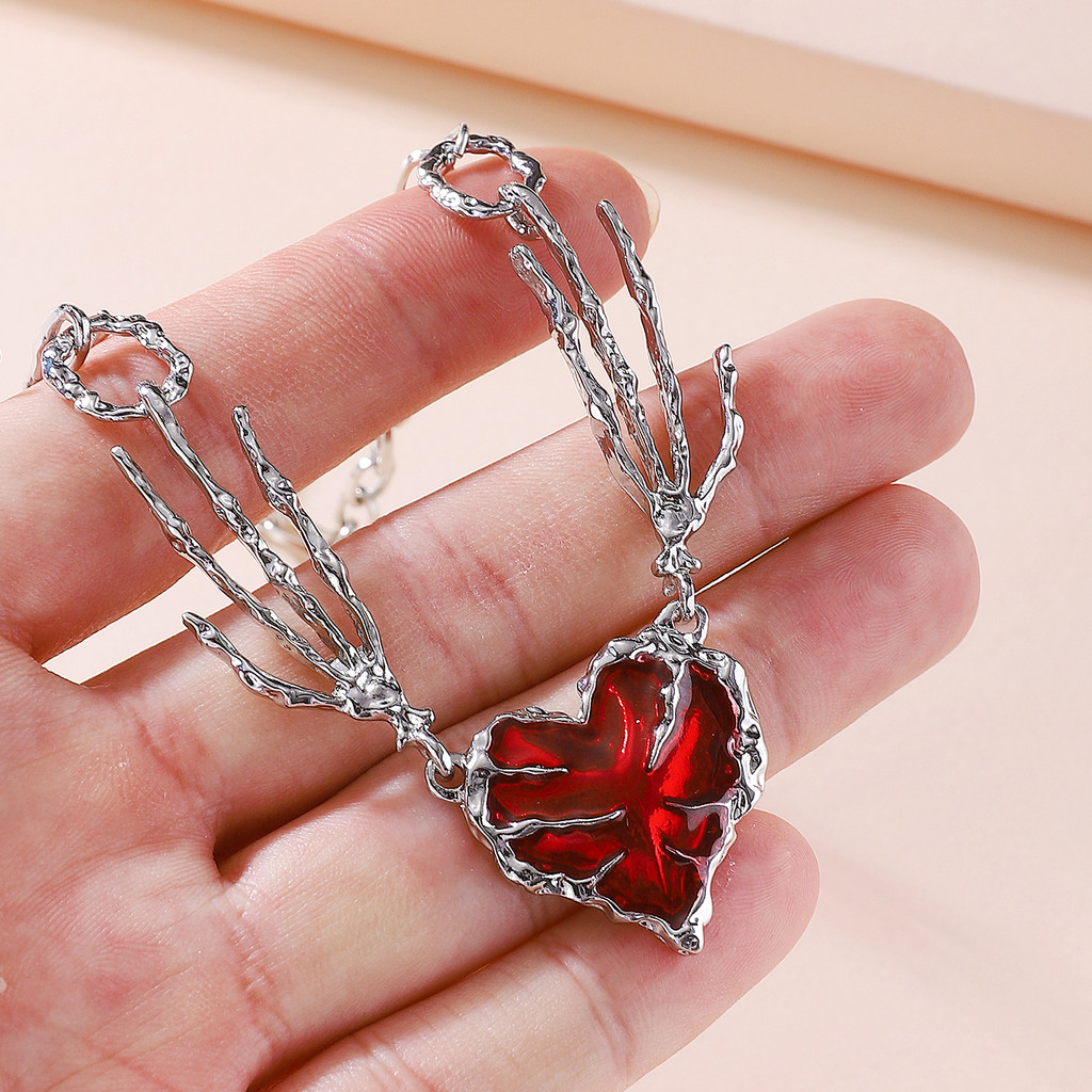 Colar feminino com pingente de caveira estilo punk, com garra, coração vermelho escuro, fashion, colar de clavícula