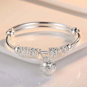 Pulseira Elegance Charm™ em Prata 925 – Sofisticação Delicada com Pingente Luxo