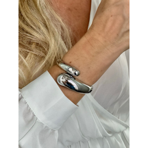 Conjunto Elegance – Bracelete, Brincos e Anel Minimalista