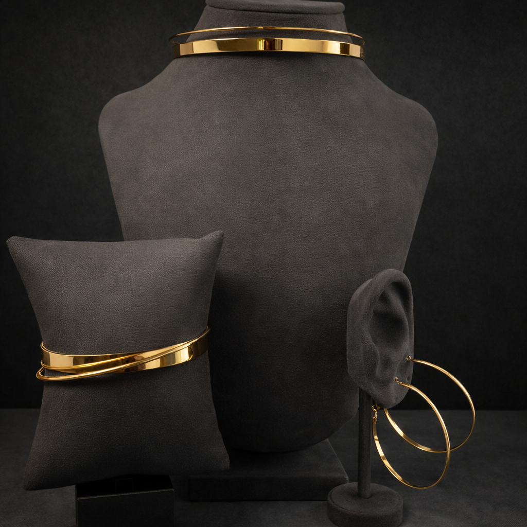 Conjunto Classic Shine: A Elegância que Floresce em Você