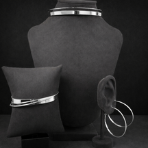 Conjunto Classic Shine: A Elegância que Floresce em Você