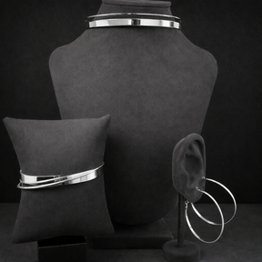 Conjunto Classic Shine: A Elegância que Floresce em Você