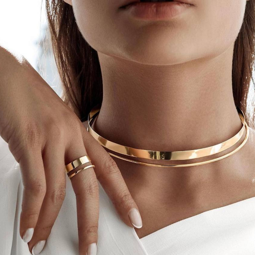 Conjunto Classic Shine: A Elegância que Floresce em Você
