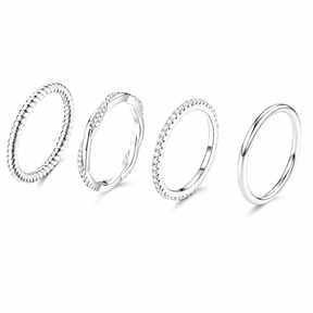 kit 4 anéis Feminino a Prata 925 delicado com Zircônias Brilhantes Elegante em banhado a ouro 18k