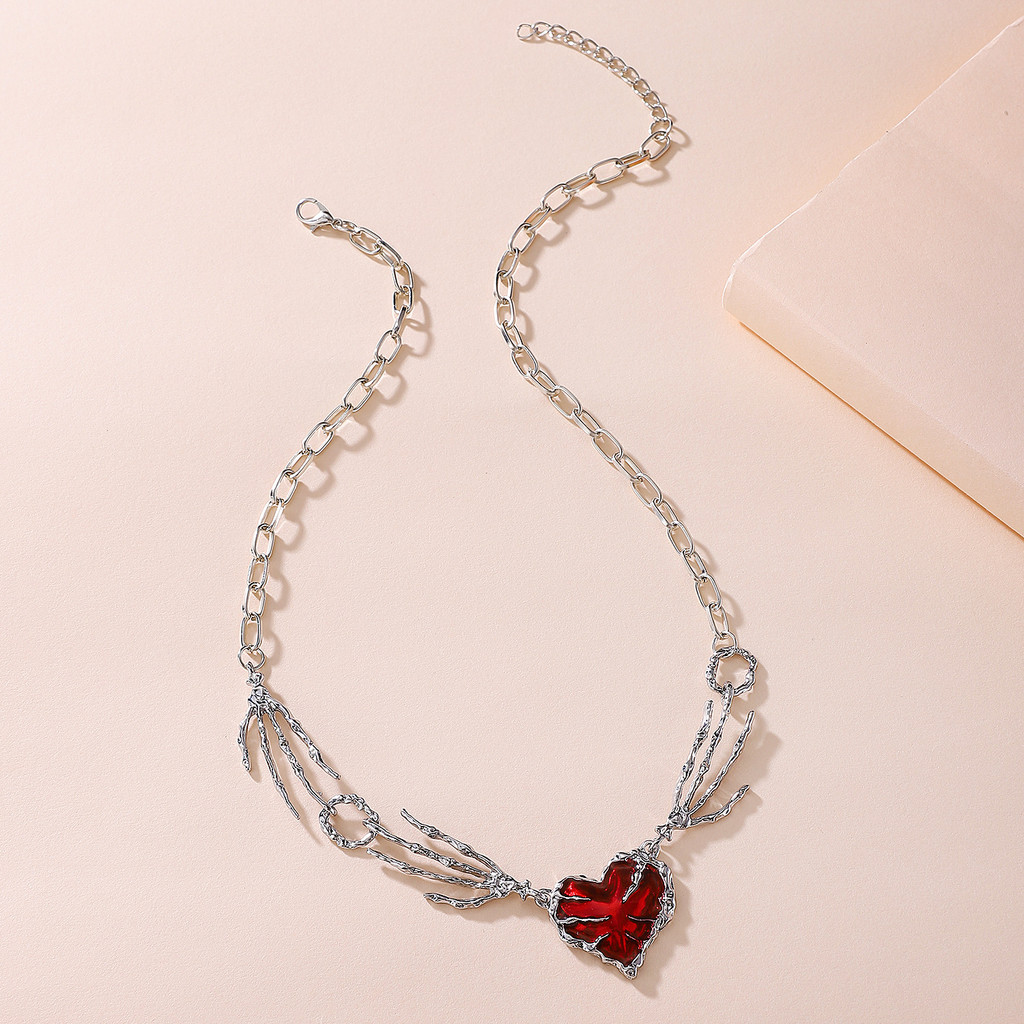 Colar feminino com pingente de caveira estilo punk, com garra, coração vermelho escuro, fashion, colar de clavícula