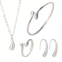 Conjunto Royal Gota d'Água: O Poder da Elegância Completa