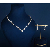 Conjunto Luxury Gala: Colar e Brincos com Brilho Espelhado