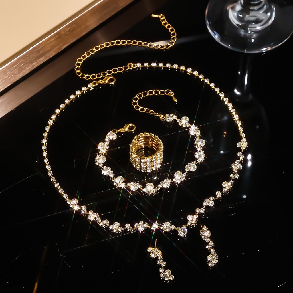 Conjunto de Joias de Casamento Luxuoso Brilhante Zircônia Anti-alérgico Presente para Namorada