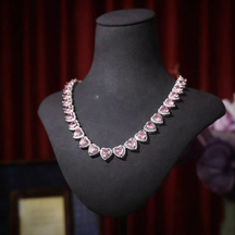 Conjunto Pink Heart Luxe™ – Colar, Pulseira e Anel com Coração Rosa Banhado Brilhante