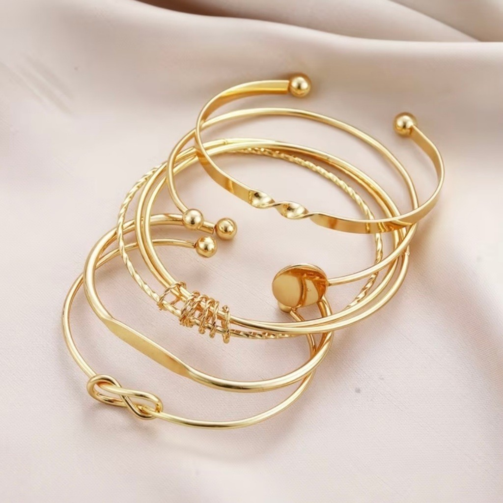 Conjunto 5 pulseiras femininas bracelete geométrico ajustável design minimalista banhado Ouro 18K e Prata925